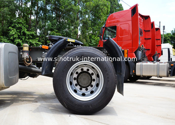 SINOTRUK HOWO 트랙터 트럭 LHD 4X2 Euro2 420HP ZZ4187V3511V