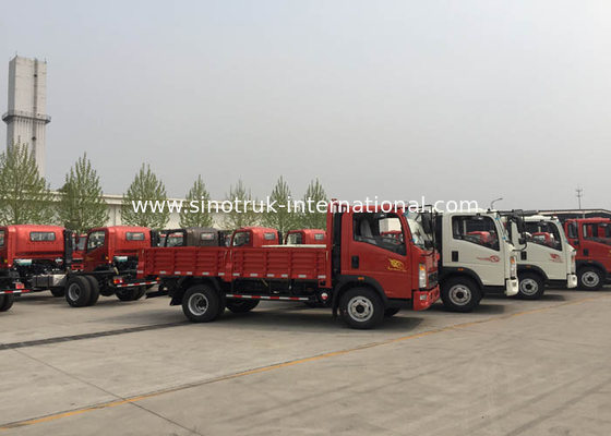 야채 과일을 수송하는 백색 SINOTRUK 가벼운 의무 트럭
