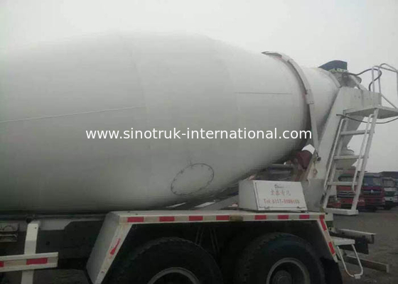 SINOTRUK HOKA 구체 믹서 트럭 Euro2 290HP 6X4 ZZ5255GJBM3846B1