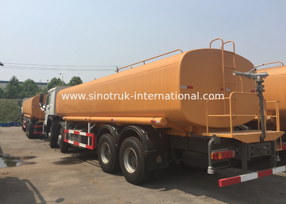 SINOTRUK 음료수 트럭 25-35CBM WD615.69 336HP LHD 8X4 IFA