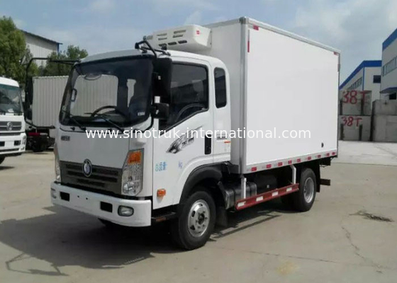 야채/과일은 8 톤 납품 트럭 백색을 140 HP 엔진을 가진 냉장했습니다