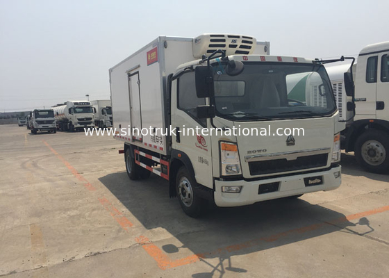 야채/과일은 8 톤 납품 트럭 백색을 140 HP 엔진을 가진 냉장했습니다