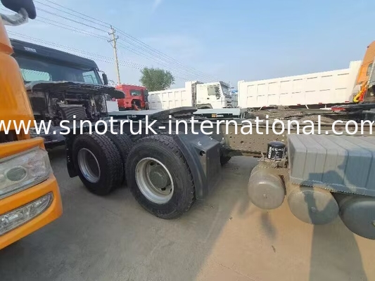 HOWO A7 사용 된 트랙터 트럭 LHD 6X4 유로 2 371 HP 전력 보조 수압 스티어링 흰색