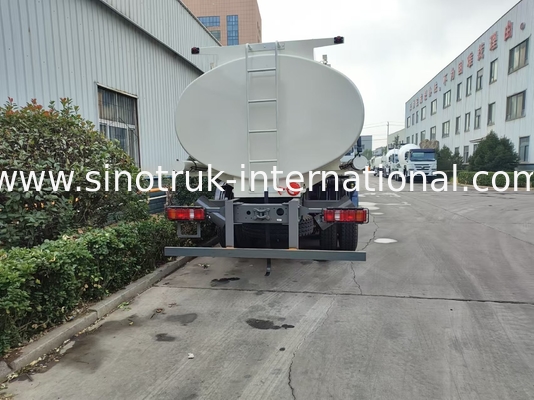 HOWO 25CBM 6*4 오일 탱크 트럭 380HP 강한 승력 흰색