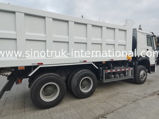 SINOTRUK HOWO 400HP 킵 덤프 트럭 건설용 A7 군사 벙퍼 경고 라이트