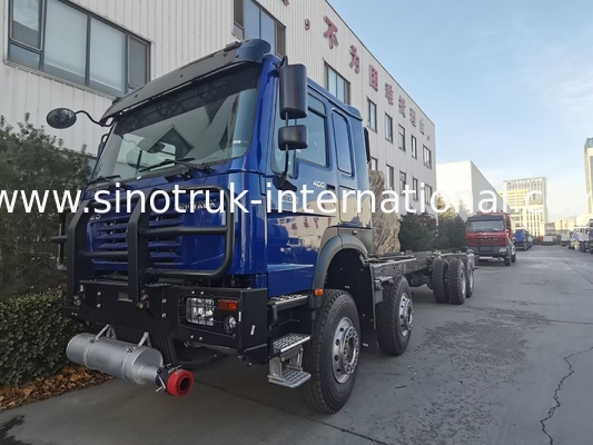 시노트룩 호우 6×4 10 바퀴 오일 탱크 트럭 400HP 오일 탱크 차시