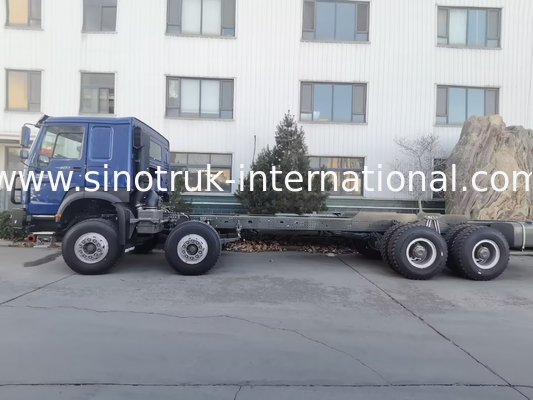 시노트룩 호우 6×4 10 바퀴 오일 탱크 트럭 400HP 오일 탱크 차시