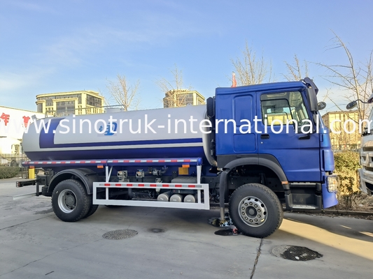 SINOTRUK HOWO 물 탱크 트럭 4x2 RHD 300HP 10CBM