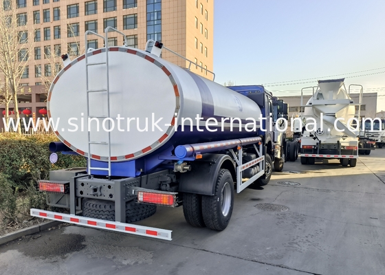 SINOTRUK HOWO 물 탱크 트럭 4x2 RHD 300HP 10CBM