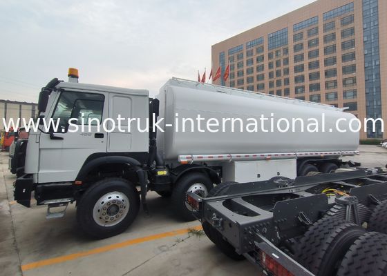 400마력 엔진 출력 오일 운송 트럭 안전한 오일 배송을 위한 완벽한 솔루션