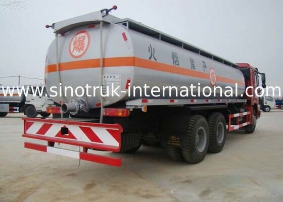 SINOTRUK HOWO 16-20CBM 유류 탱크 트럭 6X4 LHD 290마력 유로2 오일 탱크 트럭