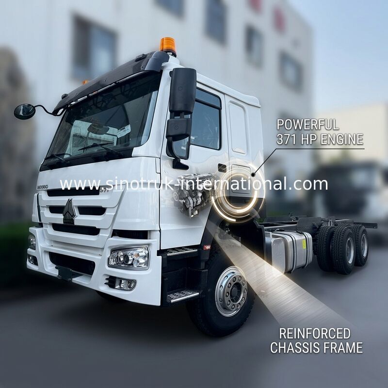 SINOTRUK HOWO 트럭 차시 SINOTRUK 엔진371HP 6 × 4 RHD 경고등으로 사용된 덤프 트럭 화물 트럭 물 트럭