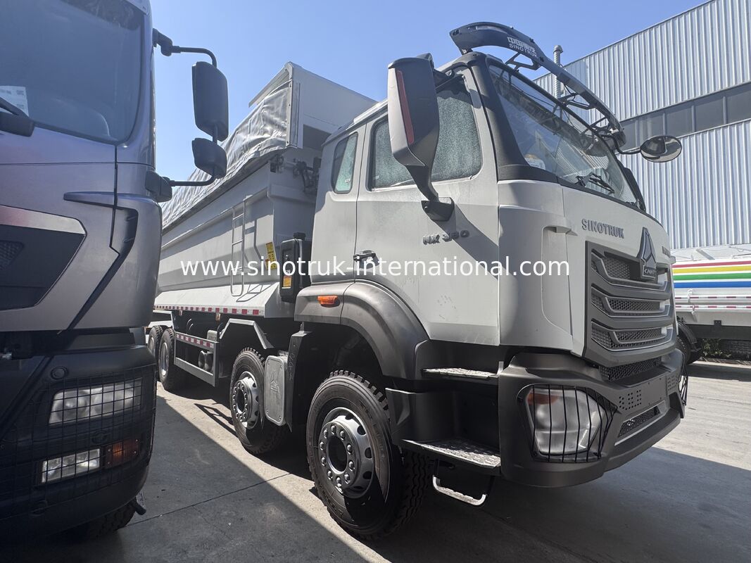 시노트룩 HOWO NX 카비 틱퍼 덤프 트럭 380HP 6X4 선반과 함께 경고 조명