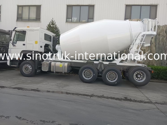 시노트룩 호우 콘크리트 믹서 트럭 10-20CBM 6 x 4 유로 380HP 건설