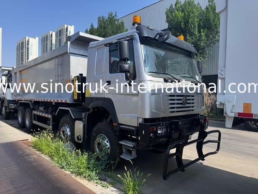 SINOTRUK HOWO 371HP 8X4 덤프 트럭 건설 구형 전면 군용 범퍼 채굴 지역용 경고등 2개 U자형 컨테이너