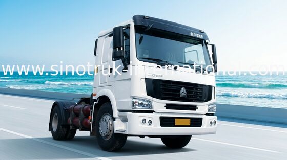 SINOTRUK HOWO 트랙터 트럭 LHD 4X2 Euro2 420HP ZZ4187V3511V