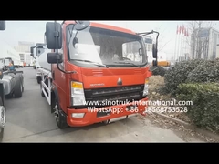 SINOTRUK HOWO 4X2 6 바퀴 오일 탱크 트럭 5-6CBM 유동 미터와 함께 단일 칸